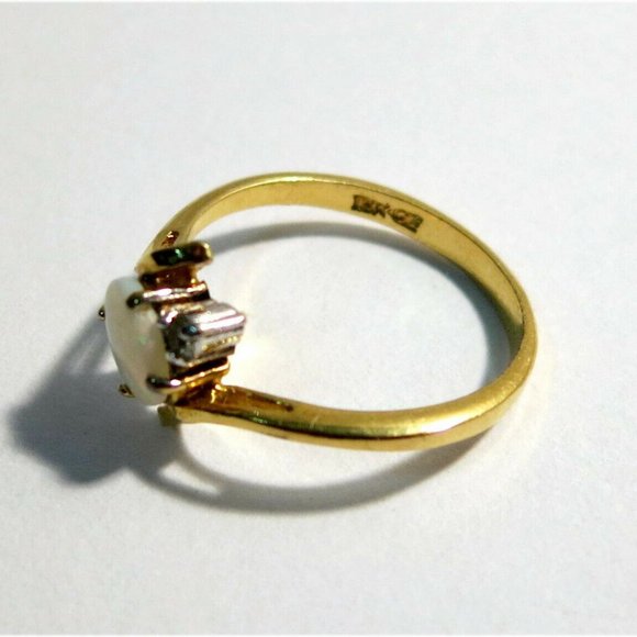 18K GE Gold Plated Ring with Opal & White Cubic Zirconia - Picture 4 of 8